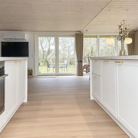 4 Star In Ansager-by Traum Nyaraló